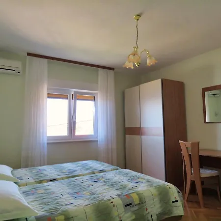 Nemira Omiš