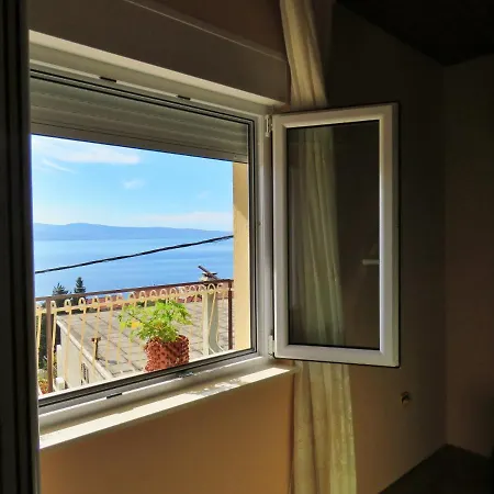 Apartament Nemira *