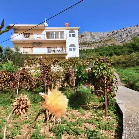 Nemira Apartament *